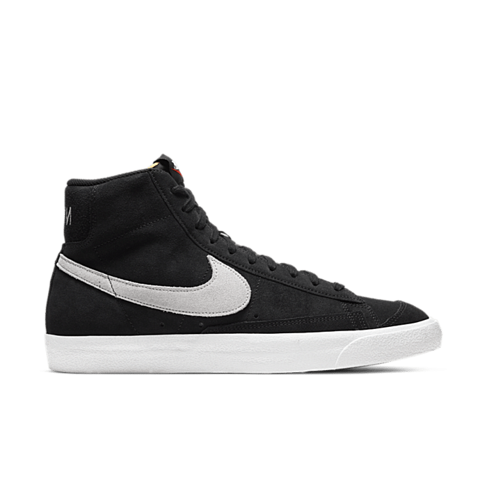 nike blazer 77 suede black