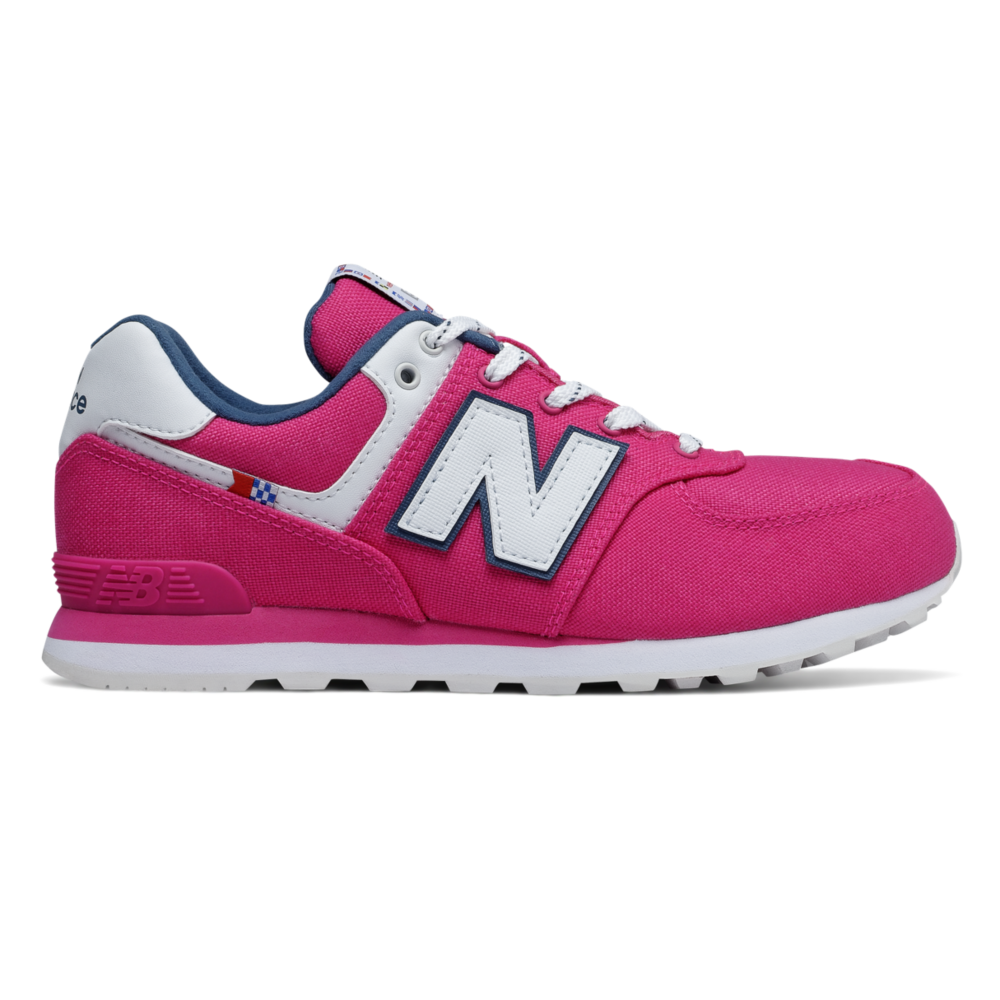 New balance clearance pink sneaker