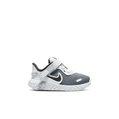 Nike Revolution 5 Grijs CQ4651-090