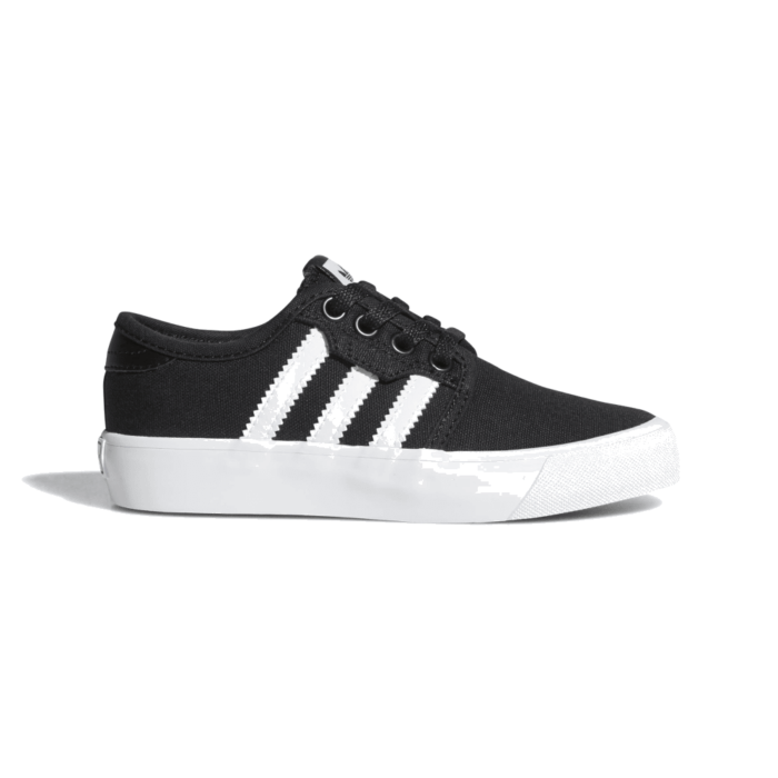 adidas Seeley Core Black BY3838