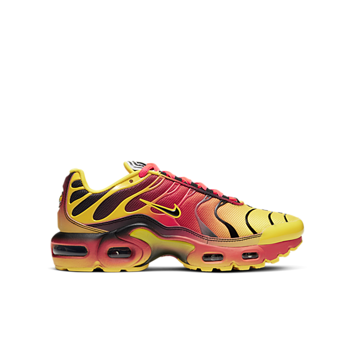 nike air max plus fade chrome yellow bright crimson