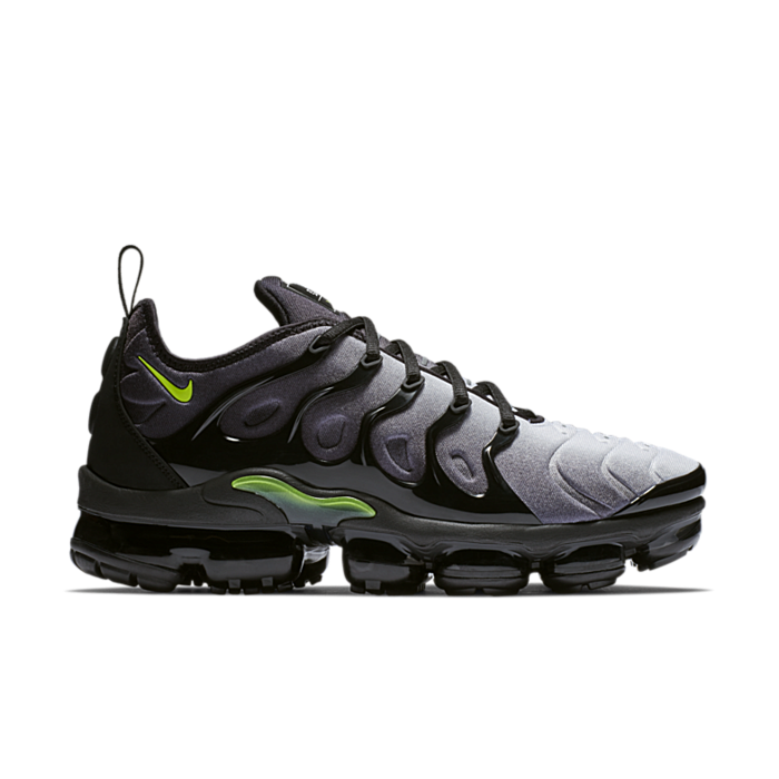 Nike Air Vapormax Plus Black Volt 924453 009