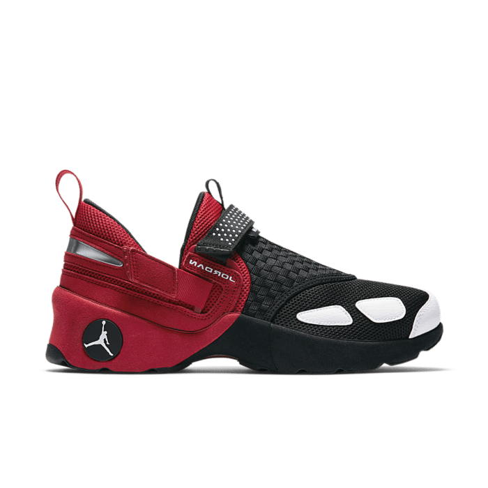 Jordan Trunner LX OG ‘Black & Gym Red’ Black/Gym Red/White 905222-001