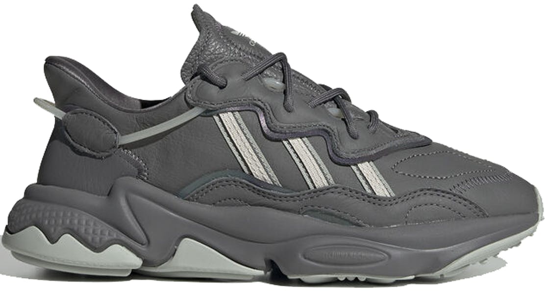 Adidas ozweego shop size 4