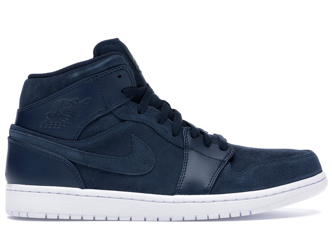 Jordan 1 Retro Mid Armory Navy 554724-421 | Blauw