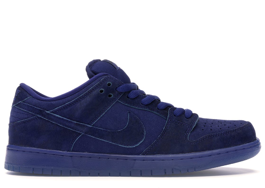 dunk low blue moon