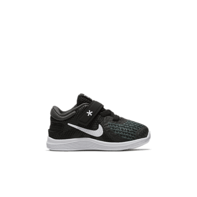 Nike Revolution 4 Zwart AH7796-001