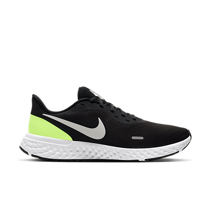 Nike Revolution 5 Black Volt BQ3204-010