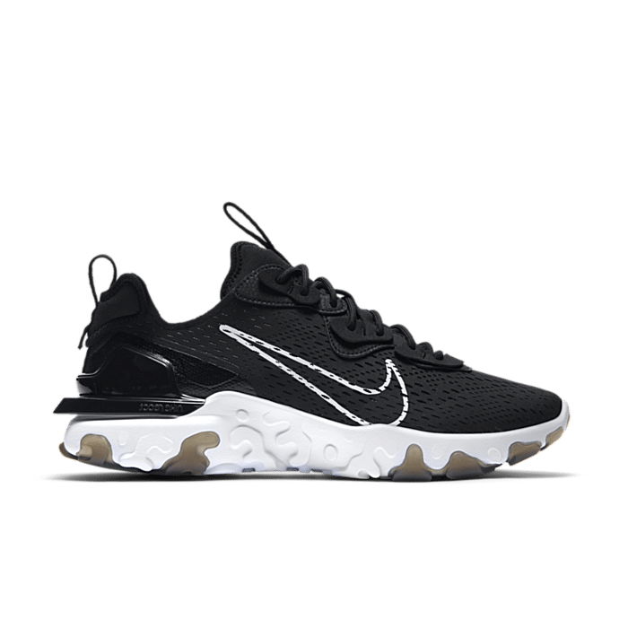 nike react in black