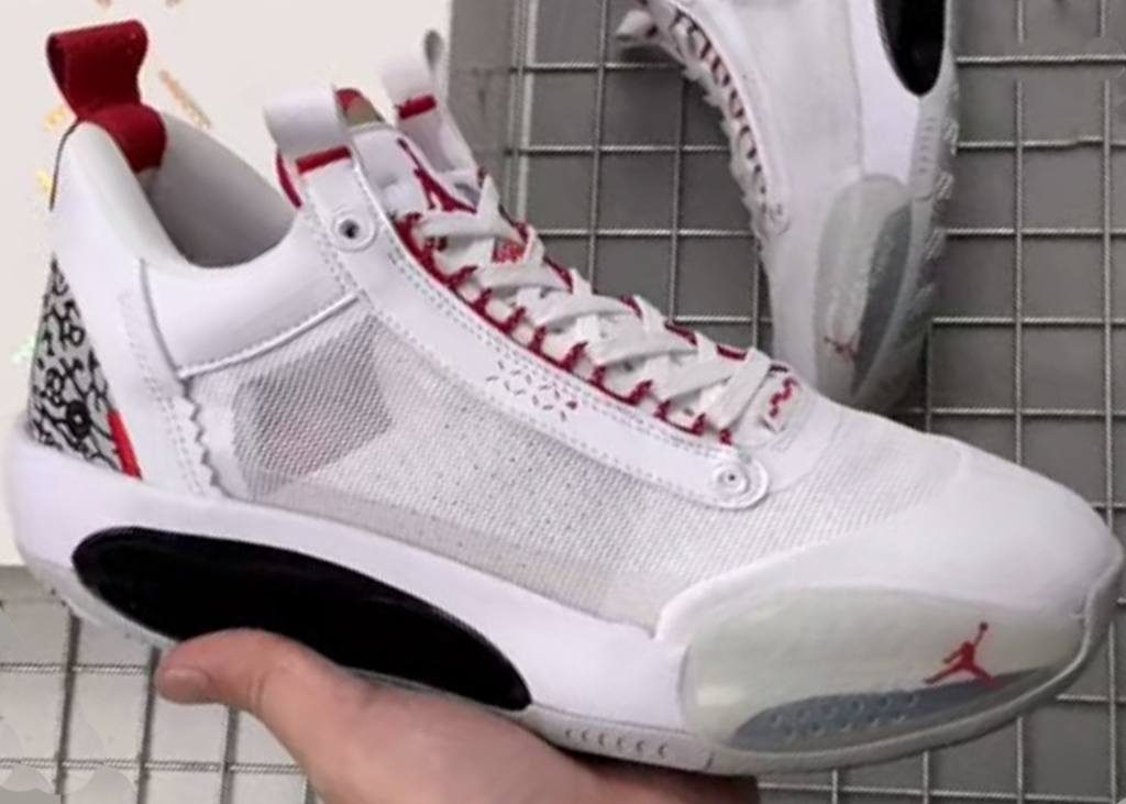 88′ Jordan leaping from the free-throw! Air Jordan 34 Low White Cement