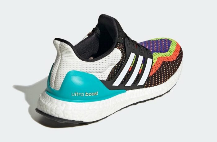 ultra boost dna multicolor Adidas