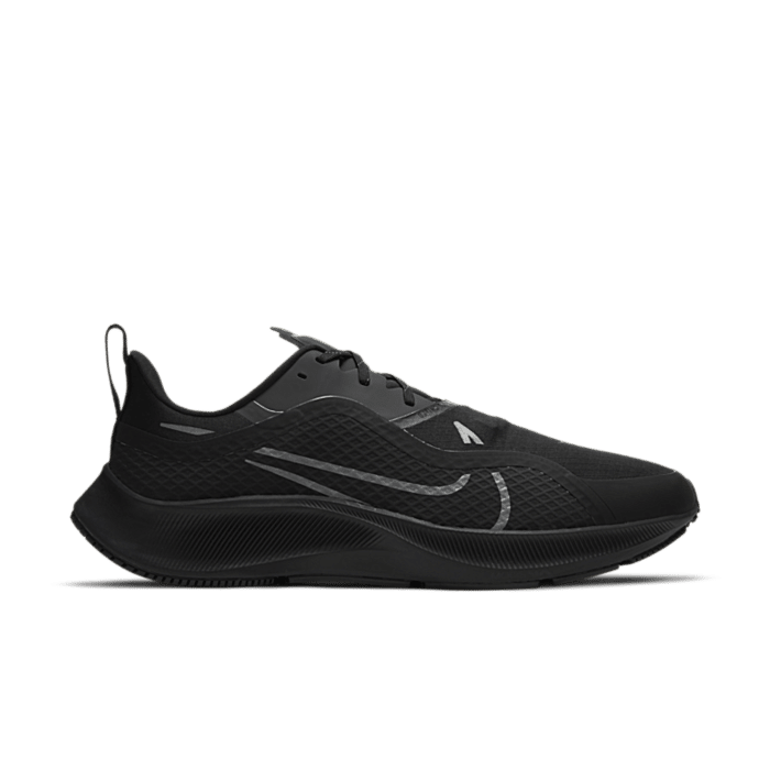 pegasus 37 shield black