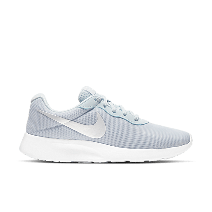 Nike Tanjun Blauw 812655-407 | Blauw | Sneakerbaron NL