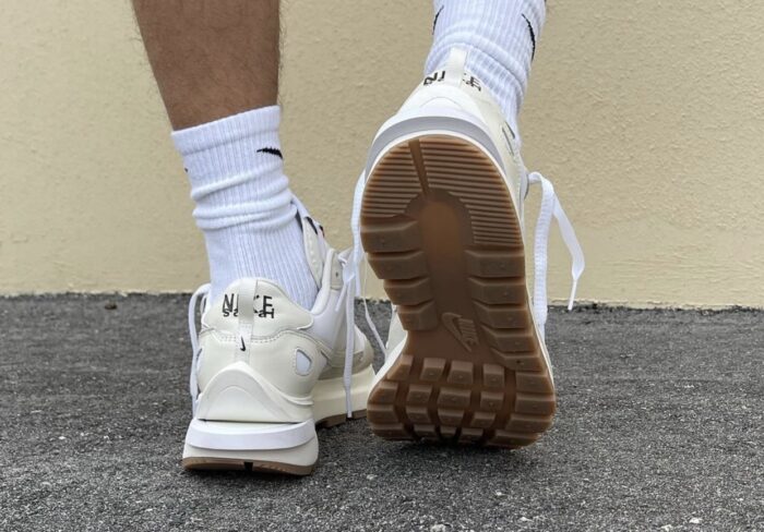 sacai vaporwaffle sail on feet