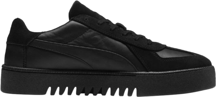 puma kicking tee