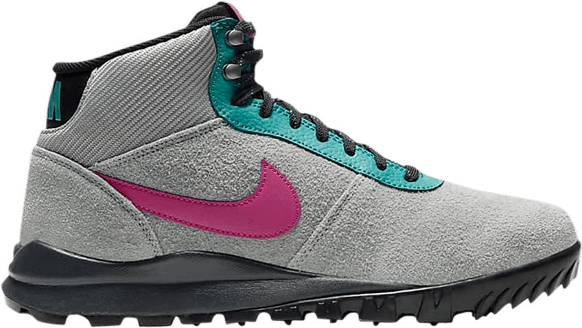 nike hoodland boots