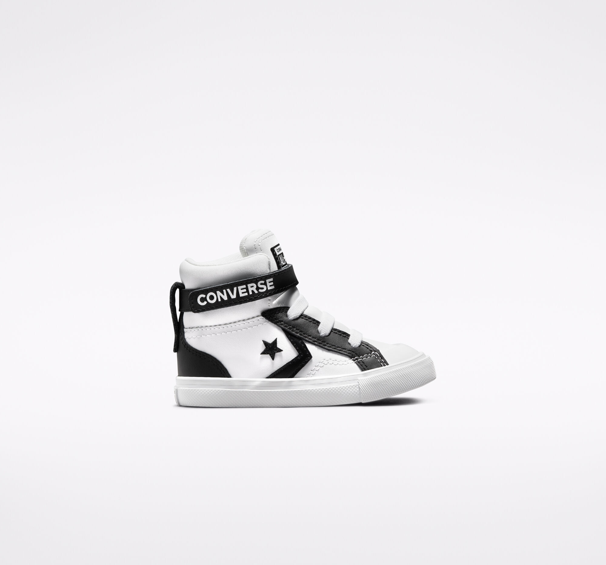Comprar Online ZAPATILLA PARA NIÑOS baratos y de calidad de la marca  CONVERSE | Zapatos low cost | Calzado barato