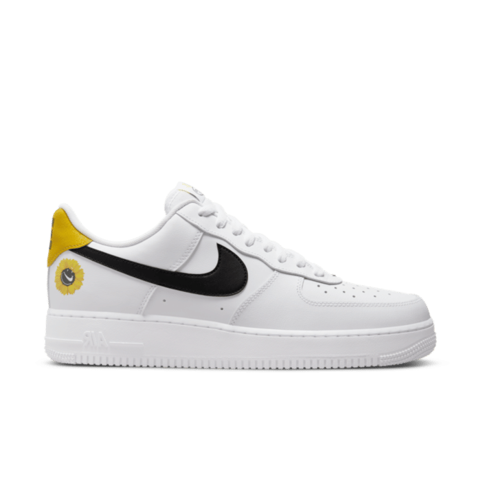 Nike AIR FORCE 1 ’07 LV8 2 DM0118-100