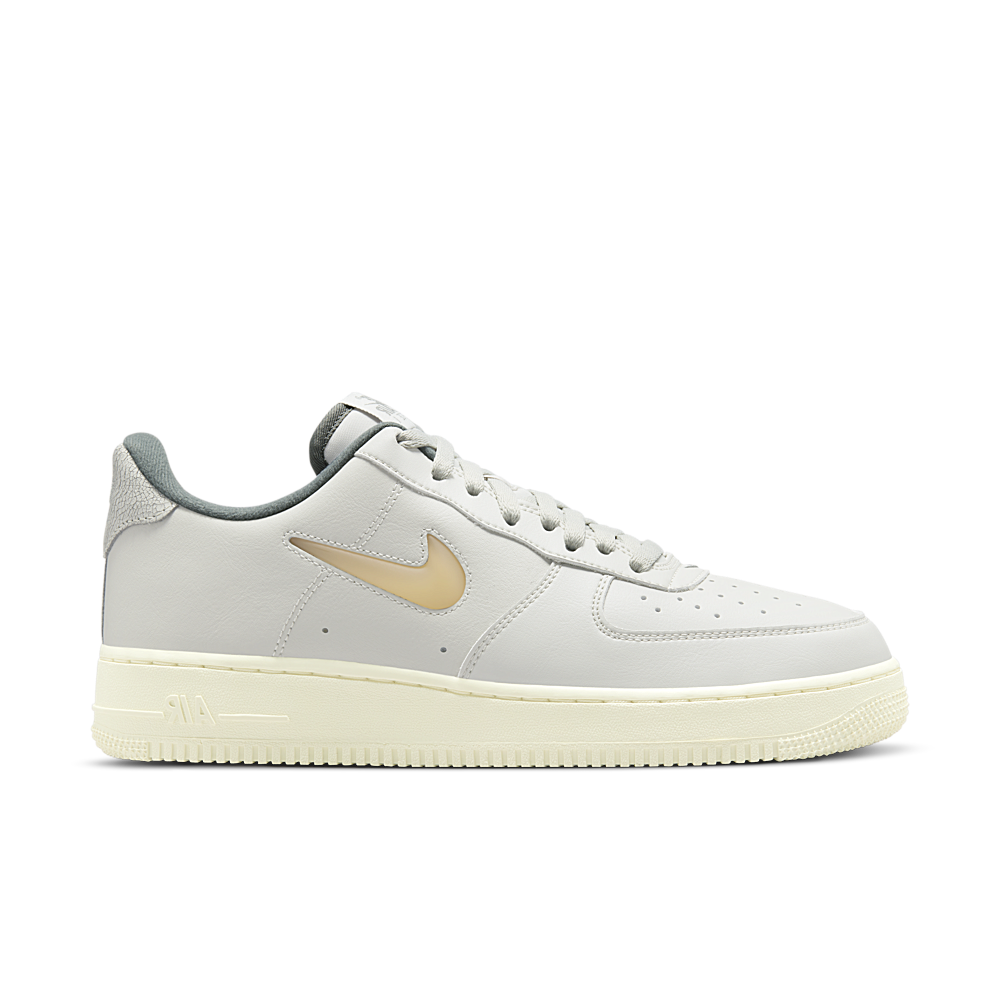Nike Air Force 1 'Light Bone and Coconut Milk' Light Bone and Coconut Milk DC8894-001 | Wit