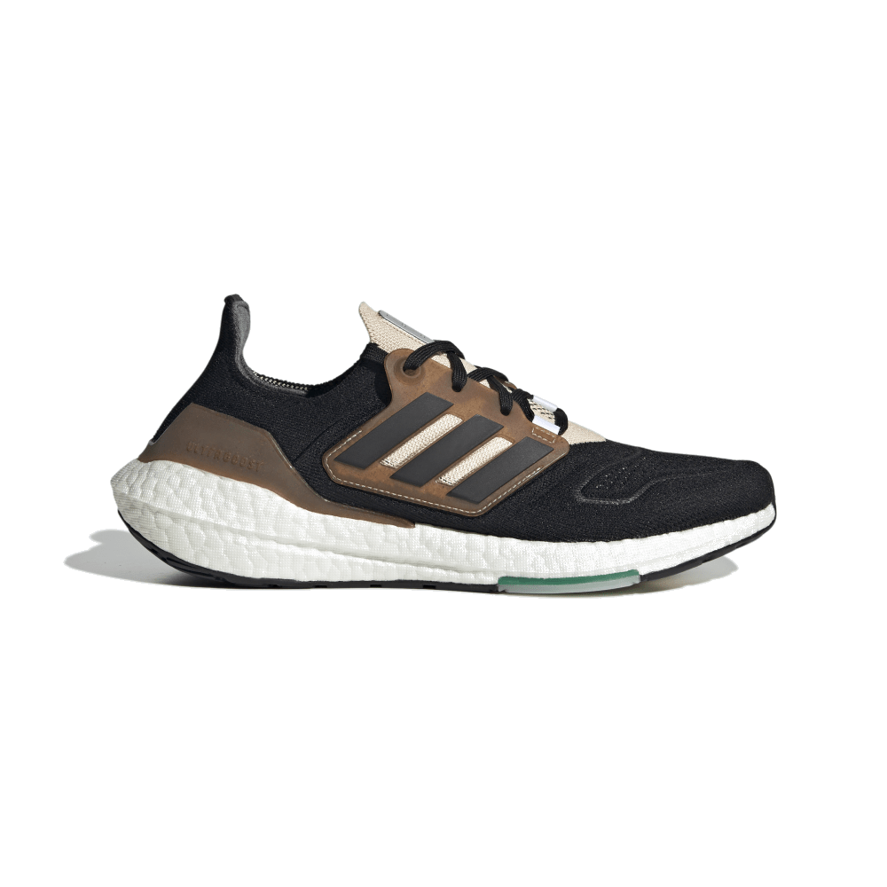 adidas Ultra Boost 22 Made with Nature Core Black Wonder Taupe HQ3536 | Zwart