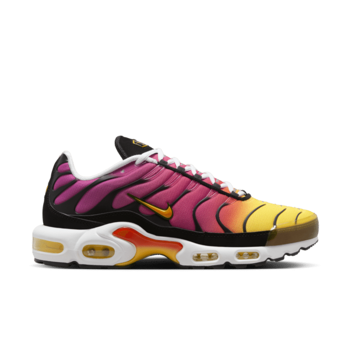 Nike Air Max Plus ‘Gold and Raspberry Red’ Gold and Raspberry Red DX0755-600 beschikbaar in jouw maat