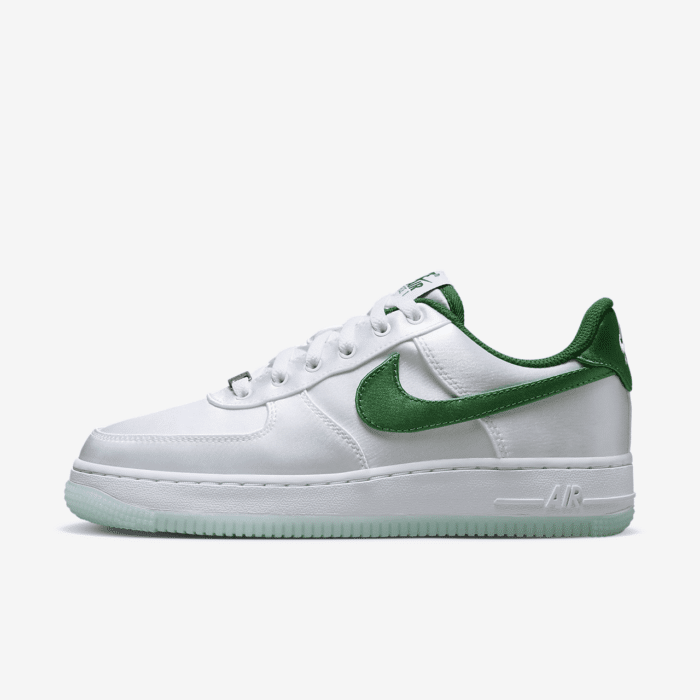 Nike WMNS AIR FORCE 1 ’07 ESS DX6541-101